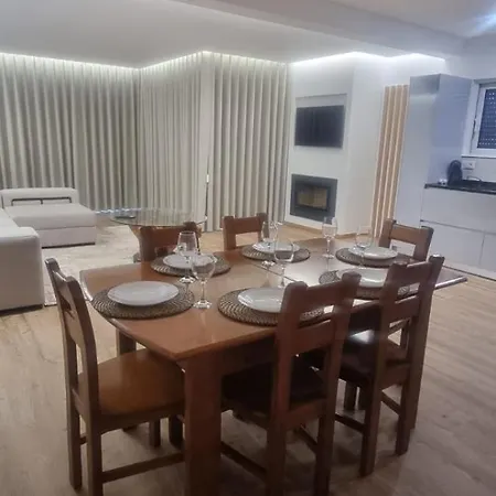 Serracao House